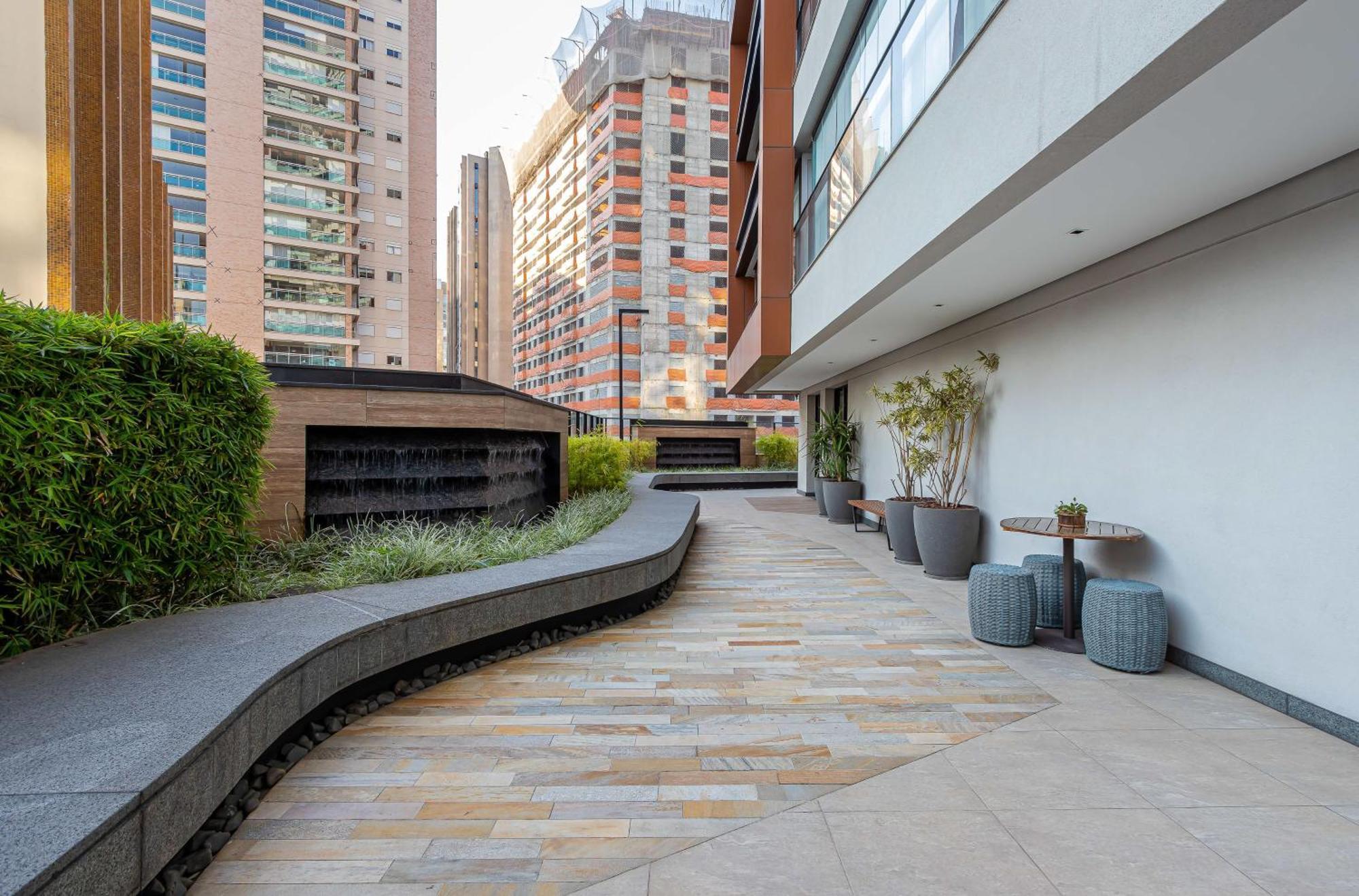 Apartamento Completos Proximo Ao Parque Do Ibirapuera - Helbor Nun Nova *